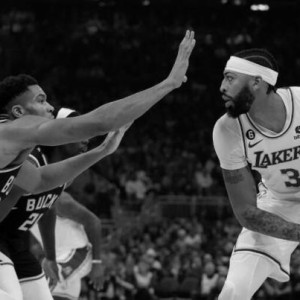 天天盈球网页版-最好的湖人在路上 三巨头日渐默契还交易韦少吗？